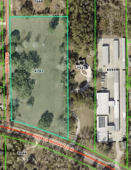 69 Helen Dr, Madisonville, LA 70447