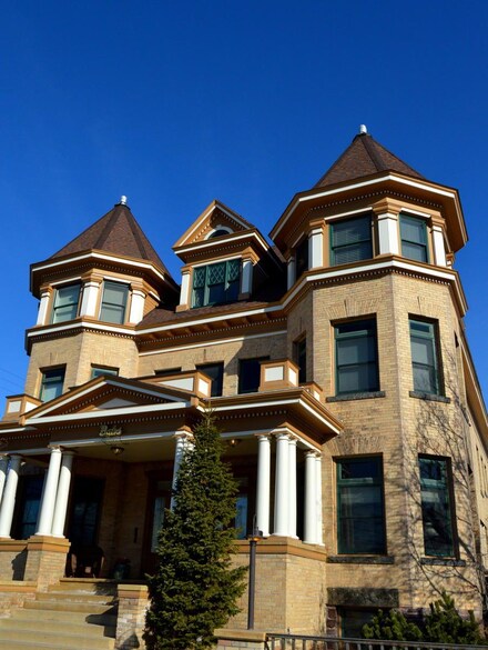 120 S 4th St W, Missoula, MT 59801