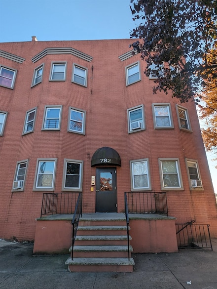 782 Ocean Ave Unit 1RR, Jersey City, NJ 07304