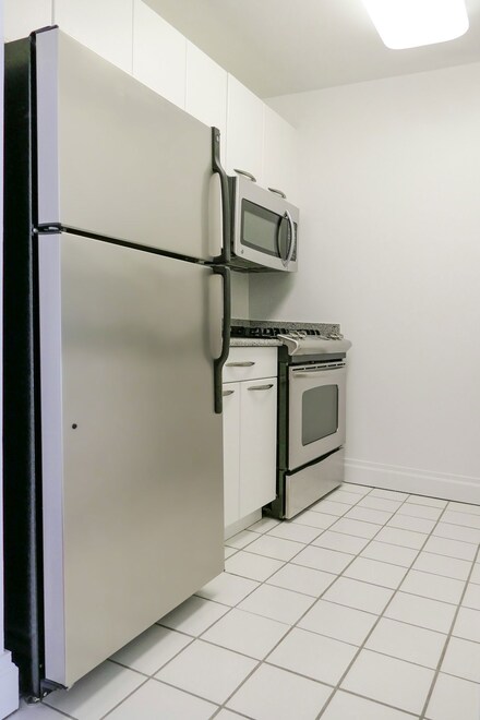 150 E 44th St Unit 47-A, New York, NY 10017