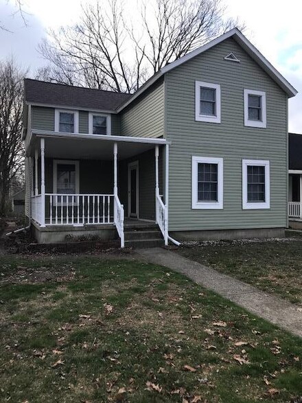 694 E Main St, Chillicothe, OH 45601