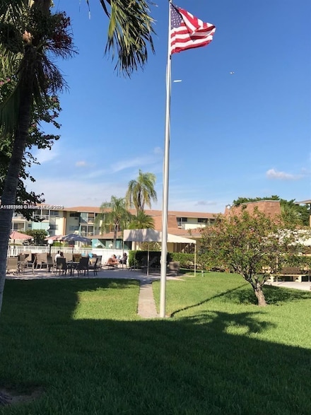 1395 NE 167th St Unit 102, Miami, FL 33162