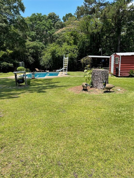 885 Abrams Rd, Tallassee, AL 36078