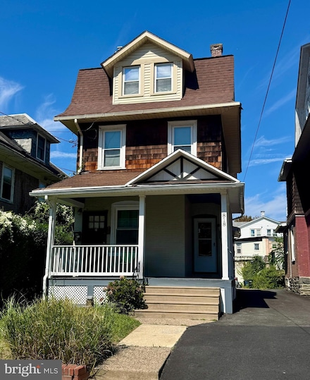 818 Clifford Ave, Ardmore, PA 19003