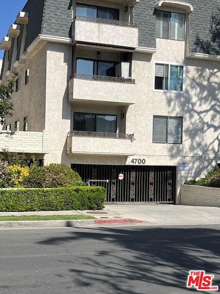 4700 Natick Ave Unit 210, Sherman Oaks, CA 91403
