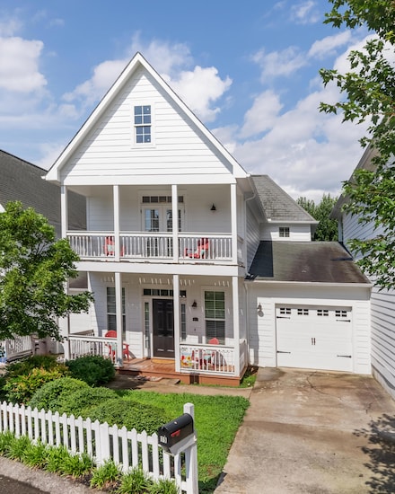 1101 Main St, Loudon, TN 37774