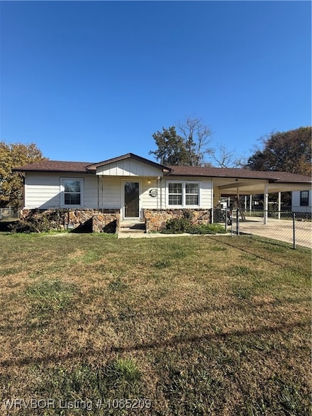 414 Carter Ave, Mulberry, AR 72947