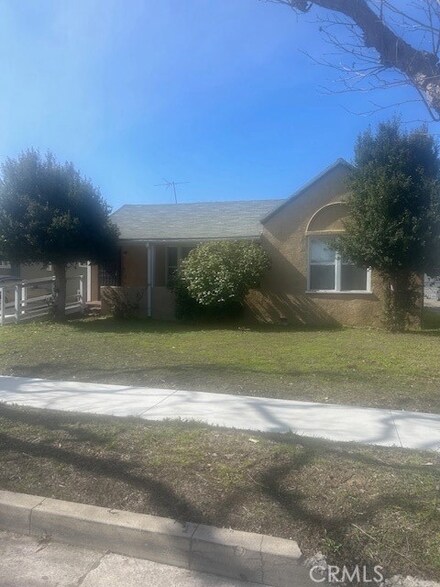 8711 S Denker Ave, Los Angeles, CA 90047