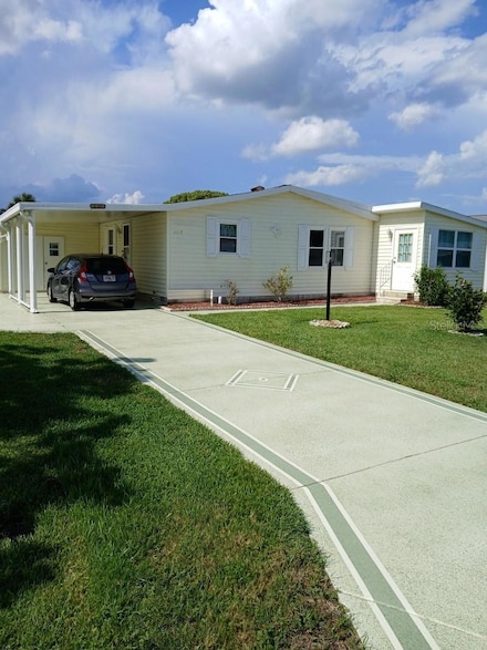 1117 Paradise Dr, Lady Lake, FL 32159