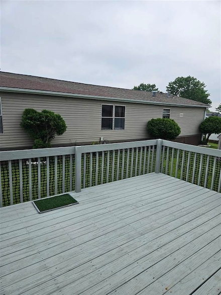 8 Expo Dr, Iowa City, IA 52240