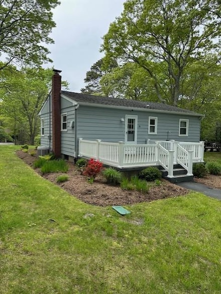 28 The Trail, Hampton Bays, NY 11946