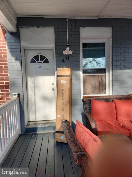 401 N Edgewood St, Baltimore, MD 21229
