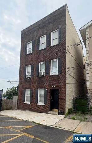 2 Bender Place Unit 4, Cliffside Park, NJ 07010