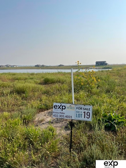 1810 Kara Way, Fremont, NE 68025