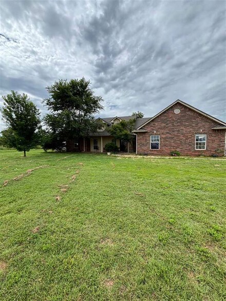 283129 E 1660 Rd, Marlow, OK 73055