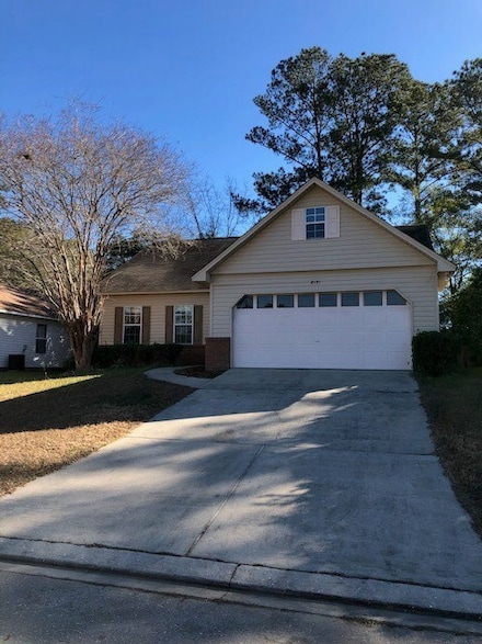 8151 Charrington Forest Blvd, Tallahassee, FL 32312