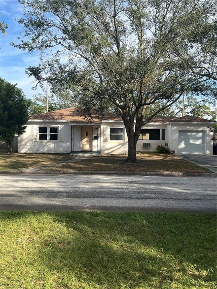 3223 Melton St N, Saint Petersburg, FL 33704