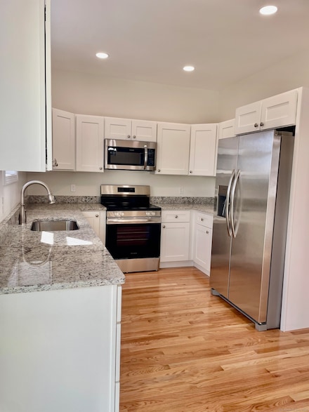 455R Sherman Ave Unit 16, Hamden, CT 06518