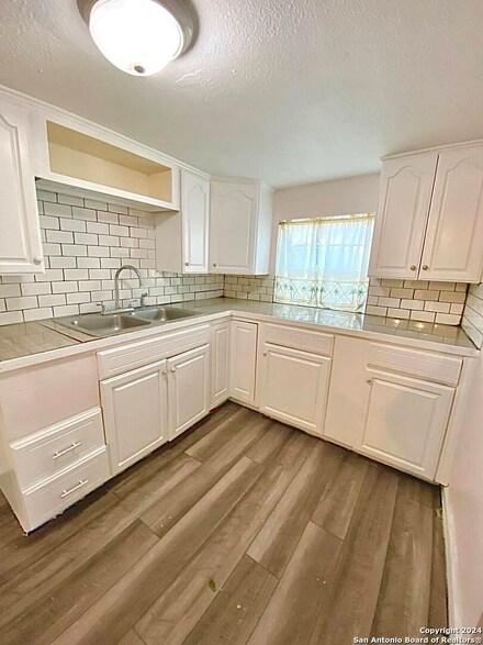 3307 Morales St, San Antonio, TX 78207