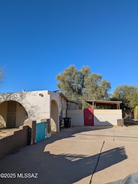 2949 N Flanwill Blvd, Tucson, AZ 85716
