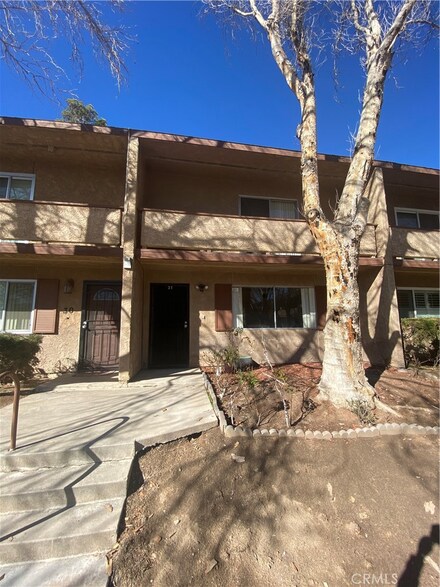 14299 La Paz Dr Unit U31A, Victorville, CA 92395