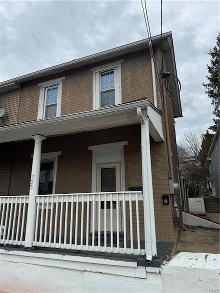 725 Front St Unit 1, Catasauqua, PA 18032