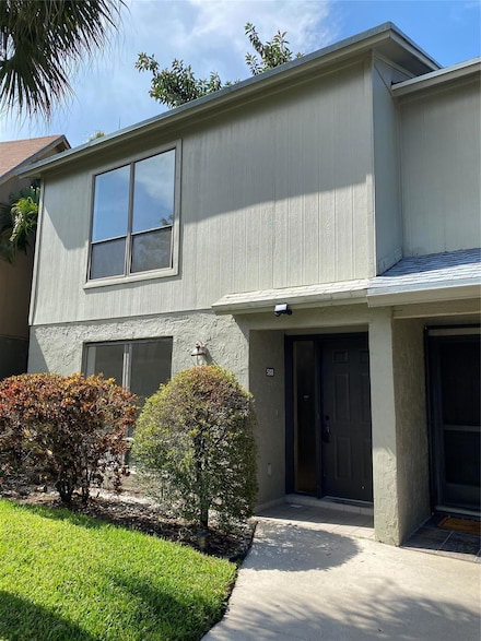 508 Sandtree Dr, Palm Beach Gardens, FL 33403