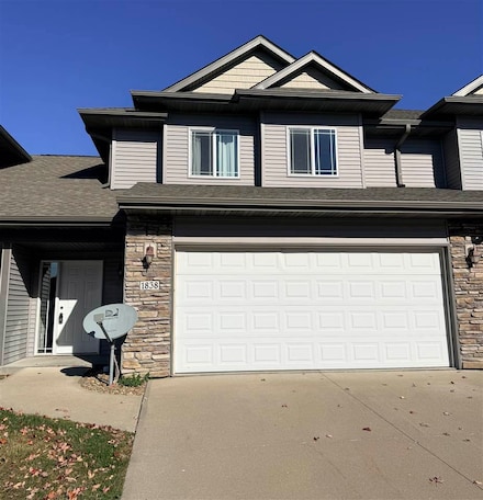 1838 Goose Lake Cir Unit 28, North Liberty, IA 52317