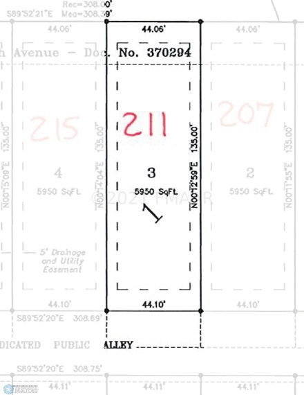 211 4th Ave N, Wahpeton, ND 58075