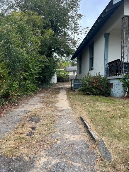 556 Wofford St, Spartanburg, SC 29301