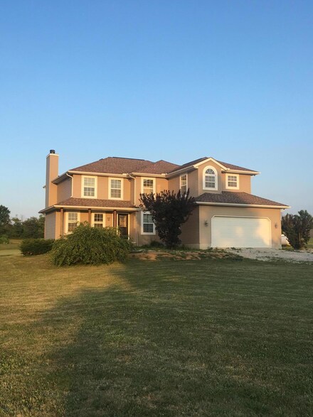 1187 County Road 194, Mount Vernon, OH 43050