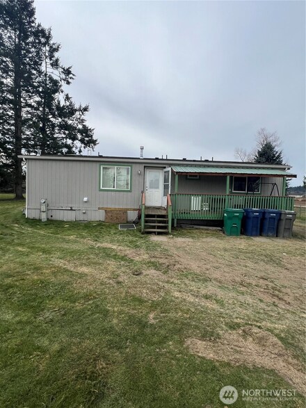 120 Aspen Ln S, Pacific, WA 98047