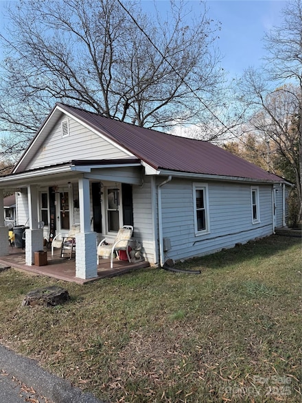 1418 Huggins St, Statesville, NC 28677