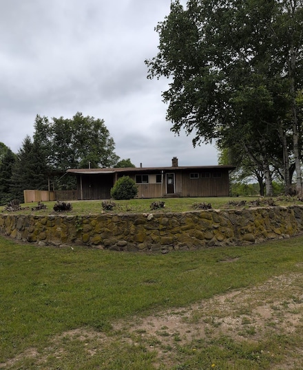13235 Waterstradt Rd, Marcellus, MI 49067