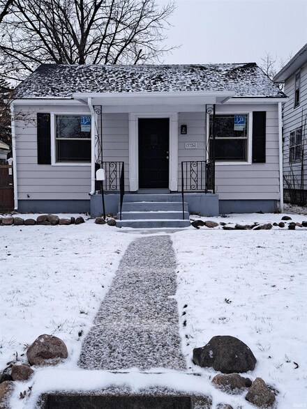 3726 S Harrison St, Fort Wayne, IN 46807
