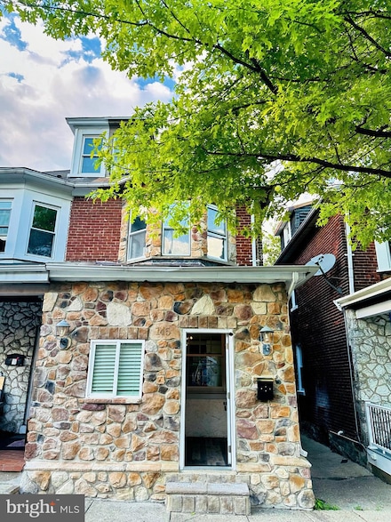 145 W Wilkes Barre St, Easton, PA 18042