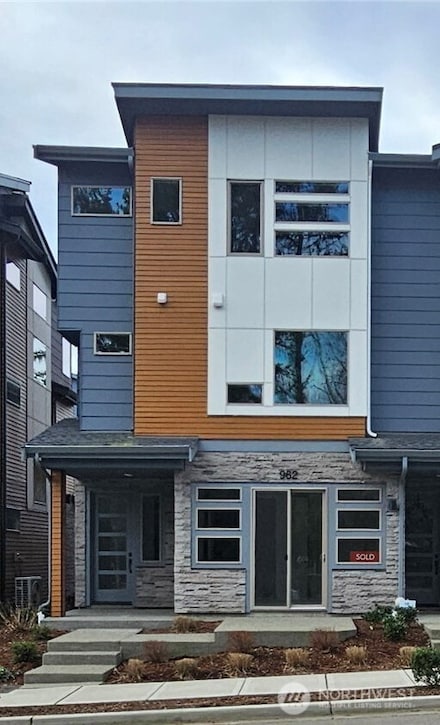 962 Dove Tail Ln NW Unit 3, Bainbridge Island, WA 98110