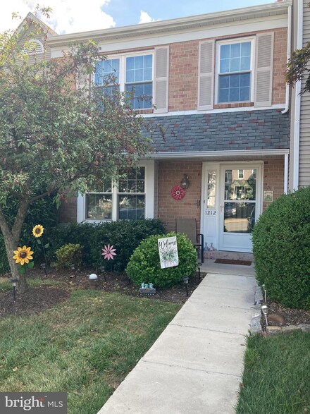 1212 Windmill Cir, Norristown, PA 19403