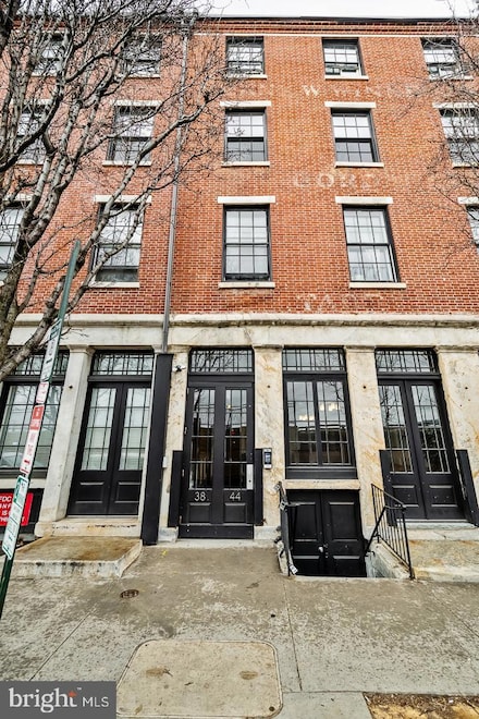 38 N Front St Unit 3F, Philadelphia, PA 19106