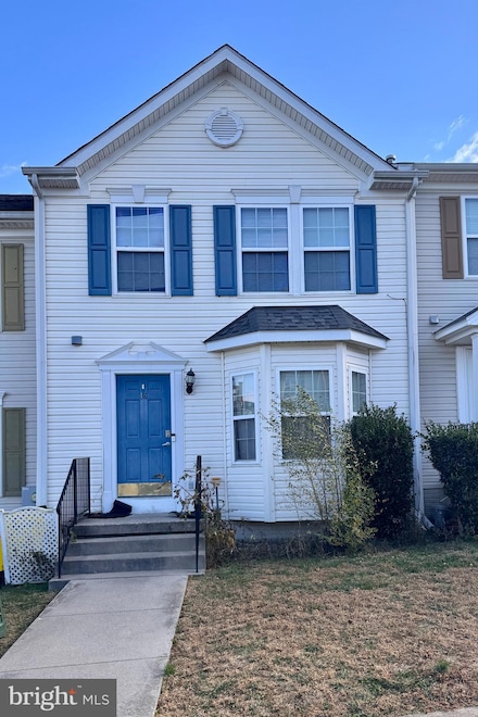 45 Litchfield Ln E, Martinsburg, WV 25405