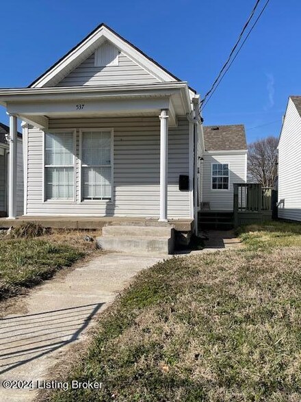 537 Warnock St, Louisville, KY 40217