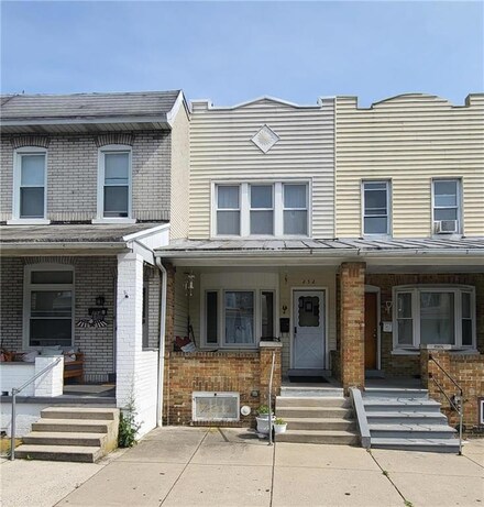 252 E South St, Allentown, PA 18109