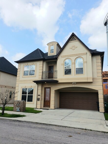 508 Louise St, Houston, TX 77009