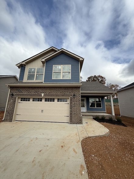 285 Cardinal Creek Dr, Clarksville, TN 37040