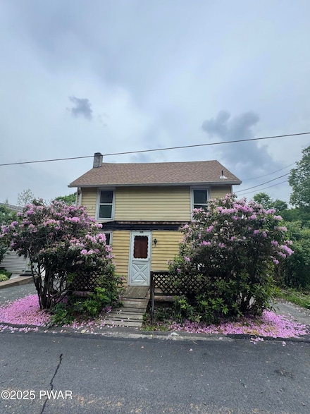 109 Broad St, Honesdale, PA 18431