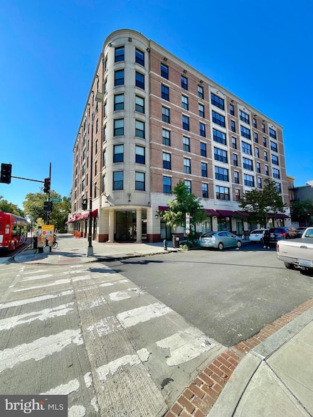 2750 14th St NW Unit 404, Washington, DC 20009
