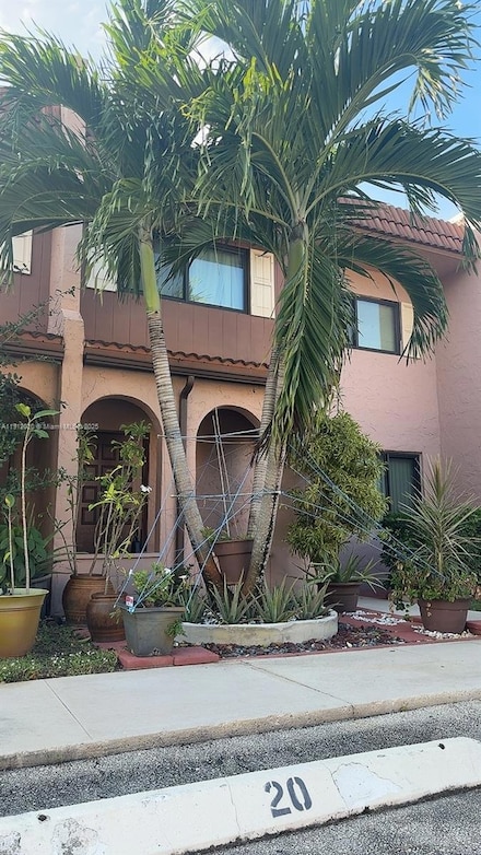 19 Matador Ln Unit 6-22, Davie, FL 33324