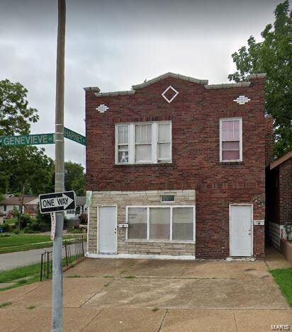 5476 Genevieve Ave, Saint Louis, MO 63120