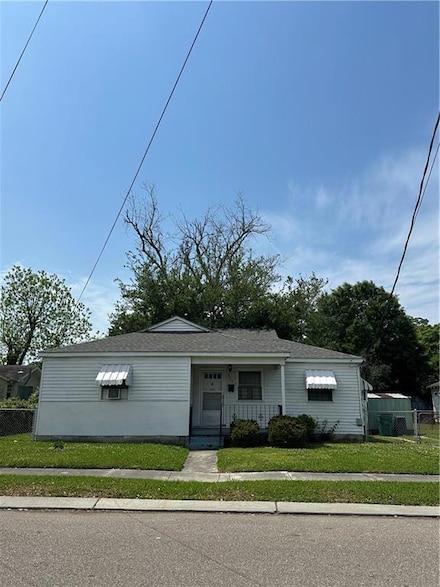 804 Lurline Dr, New Orleans, LA 70121