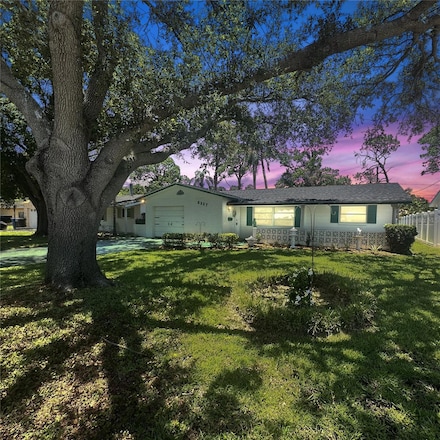 5337 11th Ave N, Saint Petersburg, FL 33710